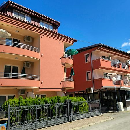 Villa & Apartments Antigona โอครีด ภายนอก รูปภาพ