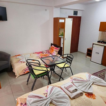 Villa & Apartments Antigona โอครีด ภายนอก รูปภาพ