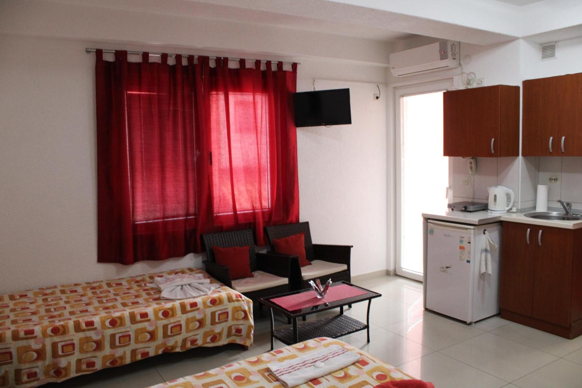 Villa & Apartments Antigona โอครีด ภายนอก รูปภาพ