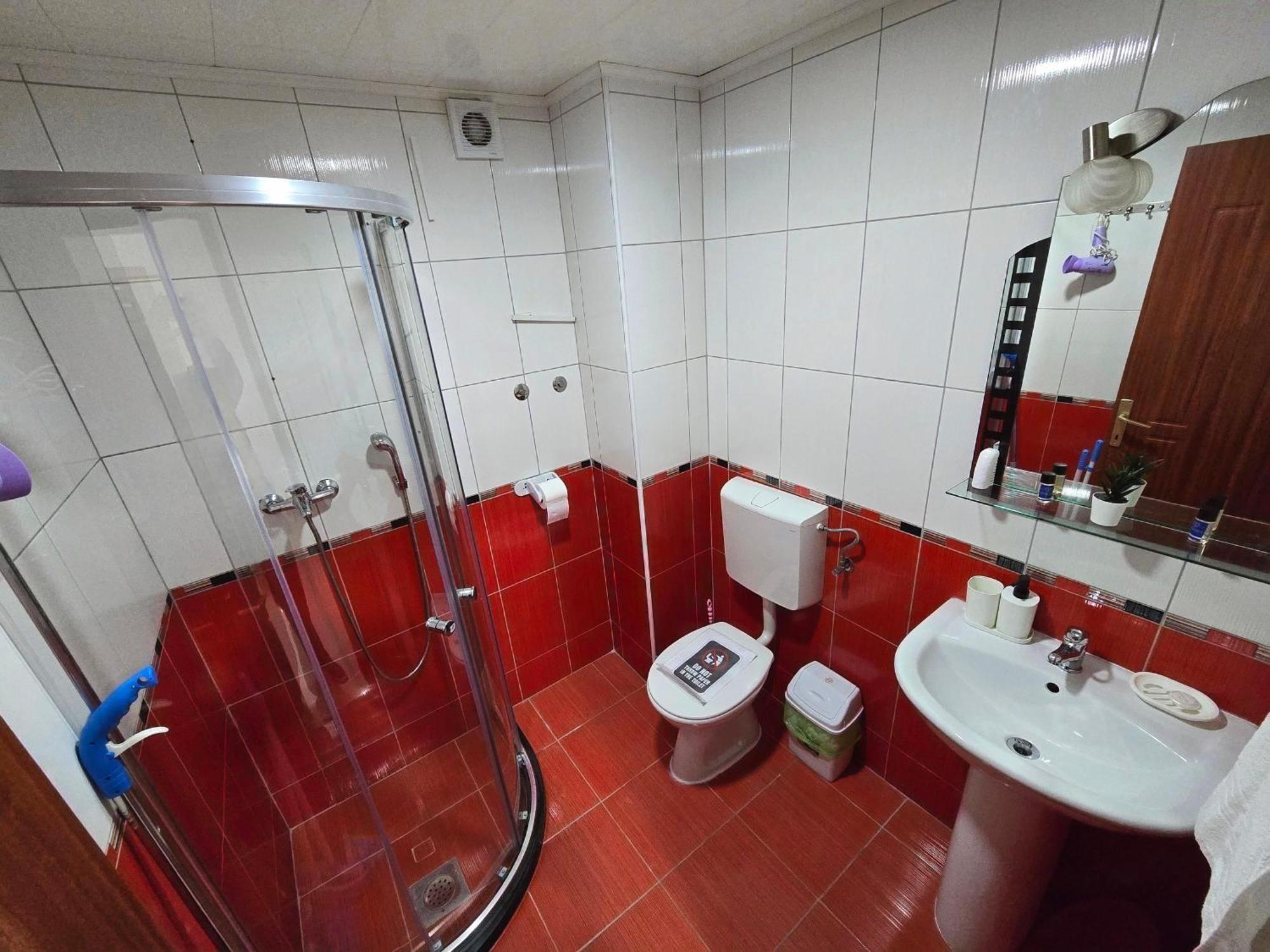 Villa & Apartments Antigona โอครีด ภายนอก รูปภาพ